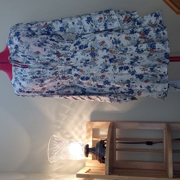 NWT Pretty BNCI Floral Dress Size M - Picture 2 of 11